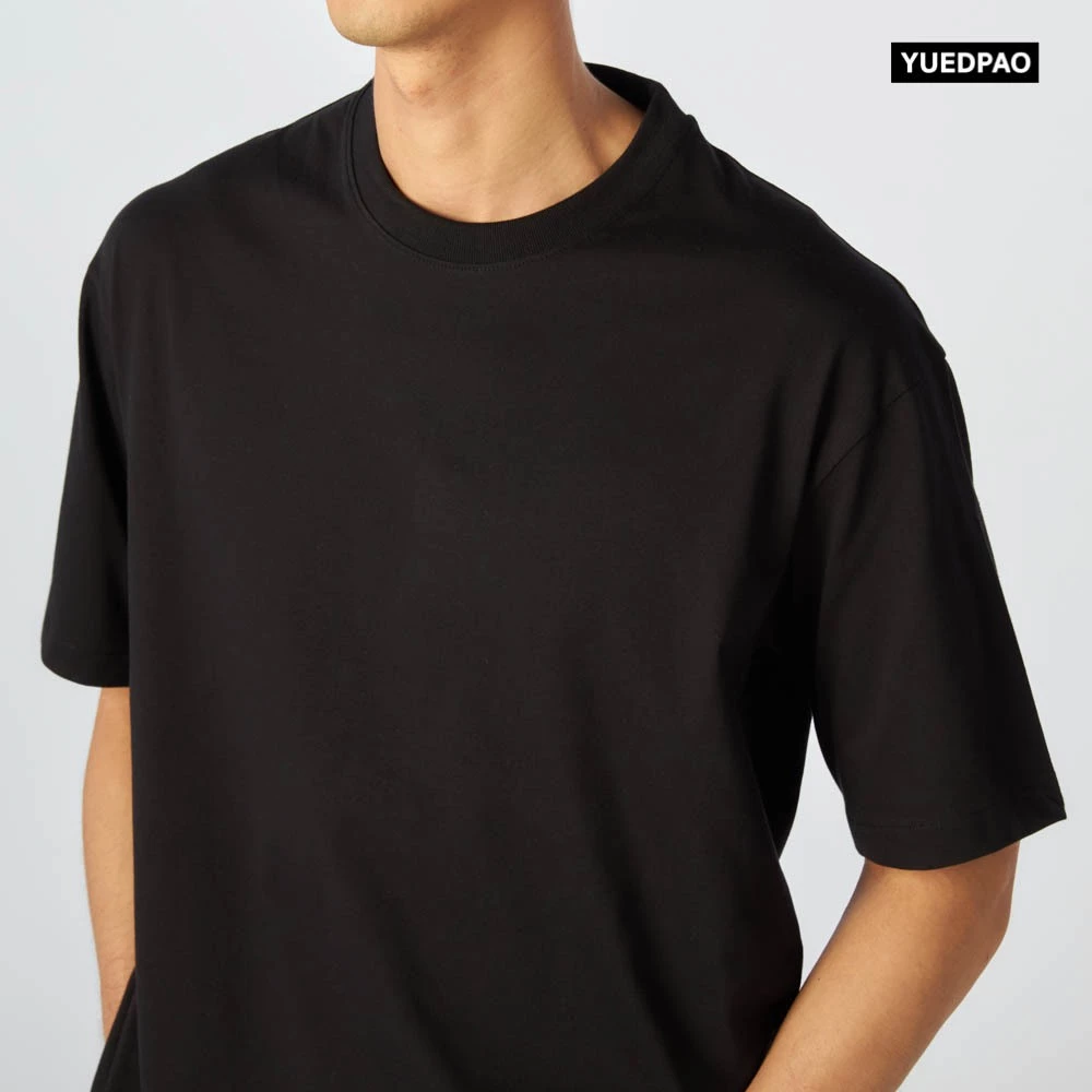 Yuedpao Oversized Timeless ผ้าหนายับยากรีดง่าย เสื้อยืดทรงหลวม ดีไซน์คลาสสิค เสื้อยืดเปล่า โอเวอร์ไซส์ สี Black